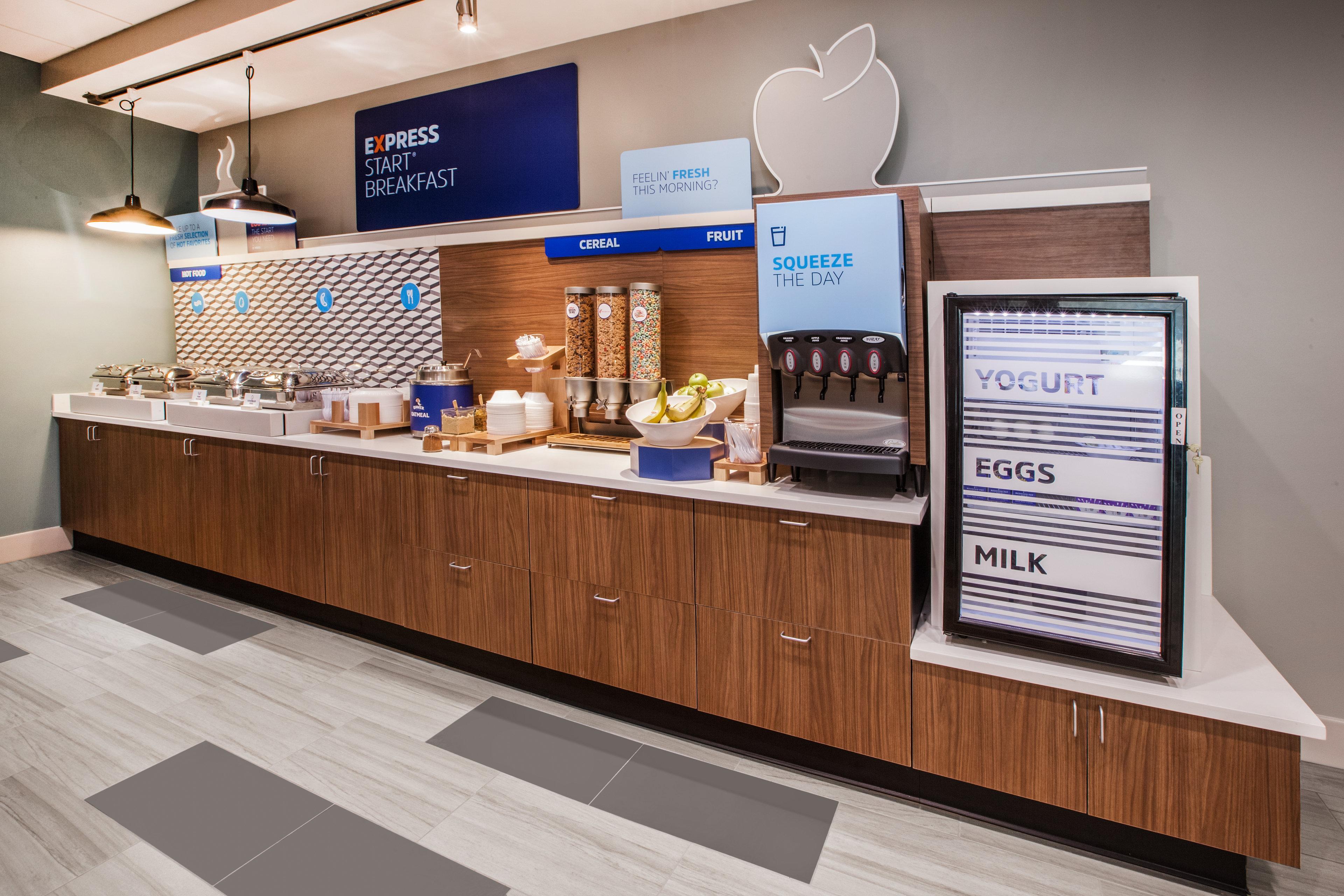 Holiday Inn Express & Suites Oswego By Ihg Buitenkant foto