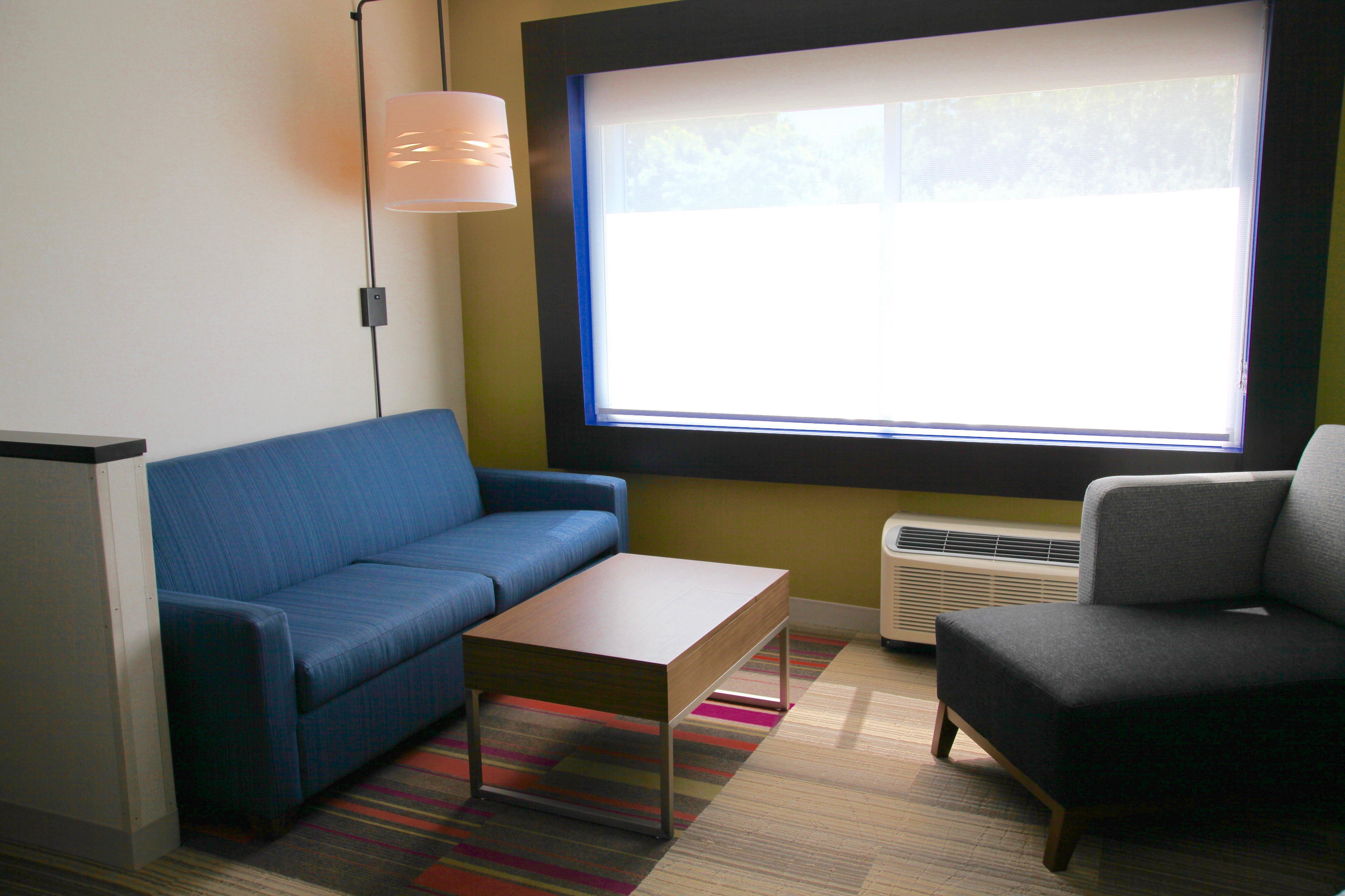 Holiday Inn Express & Suites Oswego By Ihg Buitenkant foto